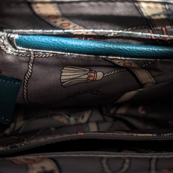 Wallets - Picture 8 of 16